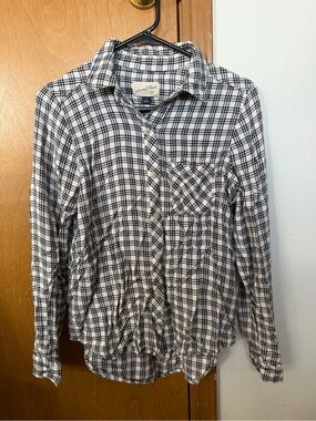 Universal Thread Black and White Plaid Shirt